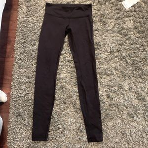 Black LULULEMON leggings